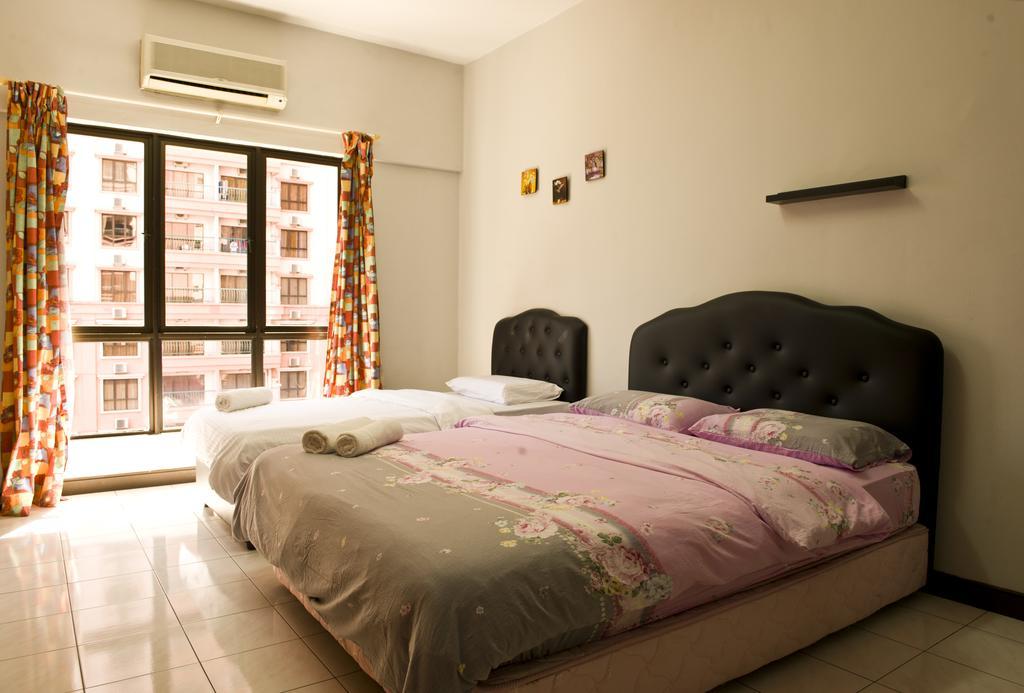Nana Marina Court Apartment Kota Kinabalu Room photo