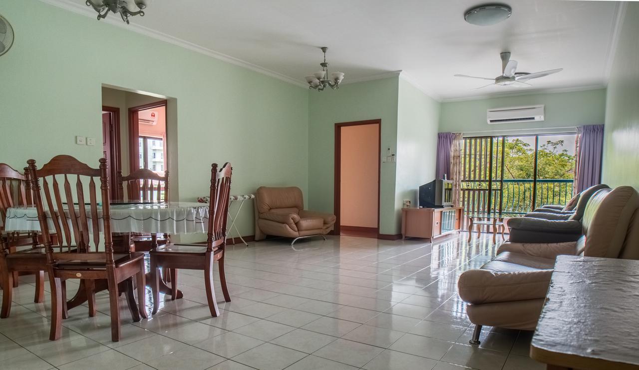 Nana Marina Court Apartment Kota Kinabalu Exterior photo