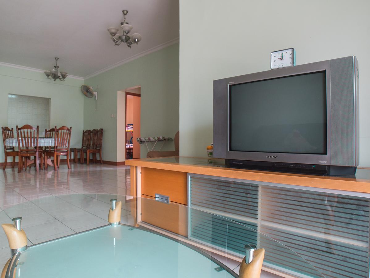 Nana Marina Court Apartment Kota Kinabalu Exterior photo